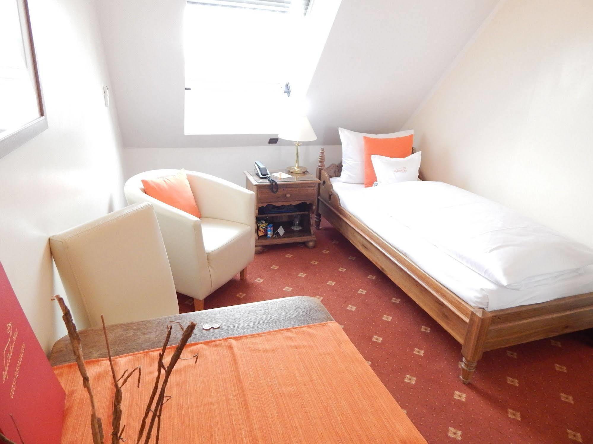 Airport Fashion Hotel Dusseldorf Ngoại thất bức ảnh